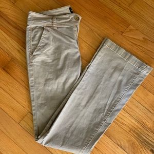 American Eagle Khaki